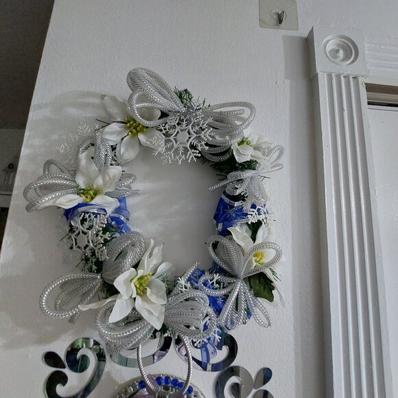 Handmade DIY Holiday Festive Wreath Xmas Holiday Decor Happy Greetings - Picture 1 of 8